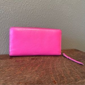 Hot Pink Fossil Zip Waller